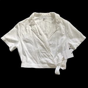 Bella Dahl White Cropped Blouse